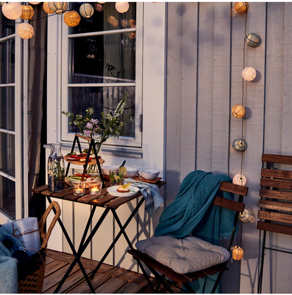 Outdoor Deck (20×6 ft)